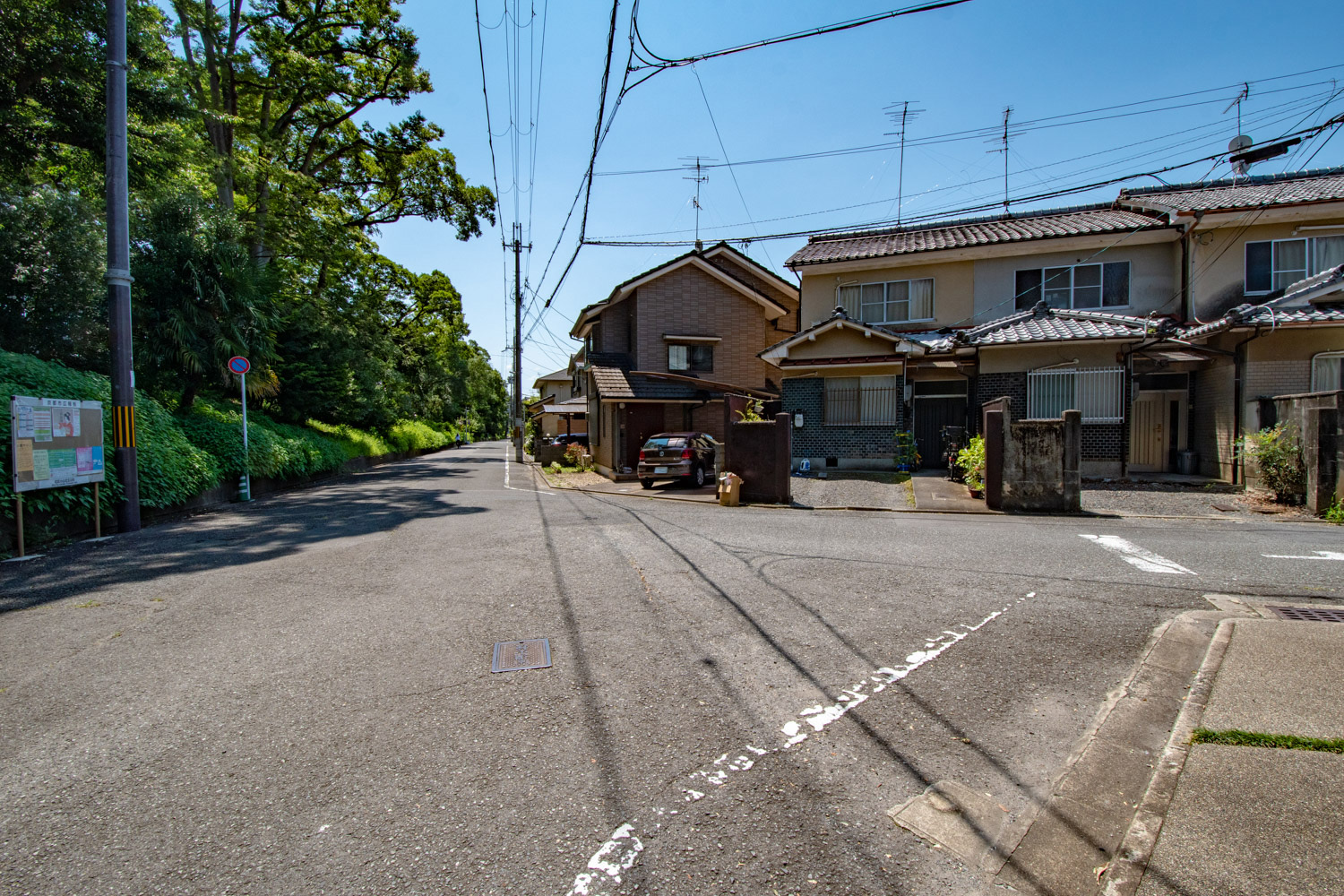 賀茂川西側・河川敷まで徒歩2分建築条件なしの売土地（京都市北区小山北玄以町）