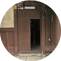 KUGURI-DO / Wicket Door