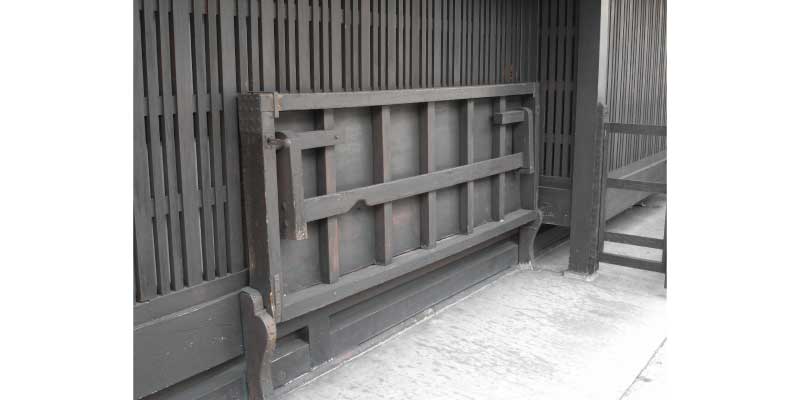 BATTARI-SHOGI / Foldable Bench