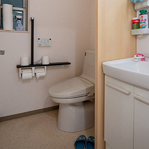 Toilet｜1F