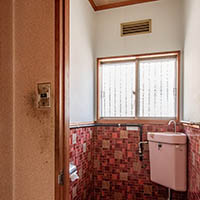 Toilet on the second floor