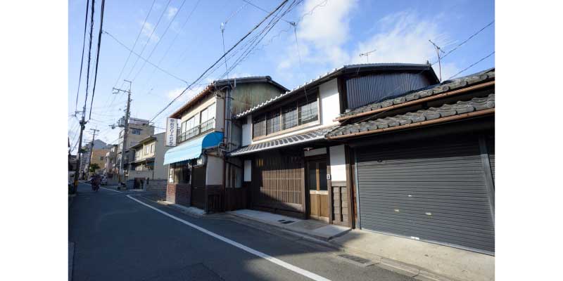 MUKURI / Camber Arch of Roof